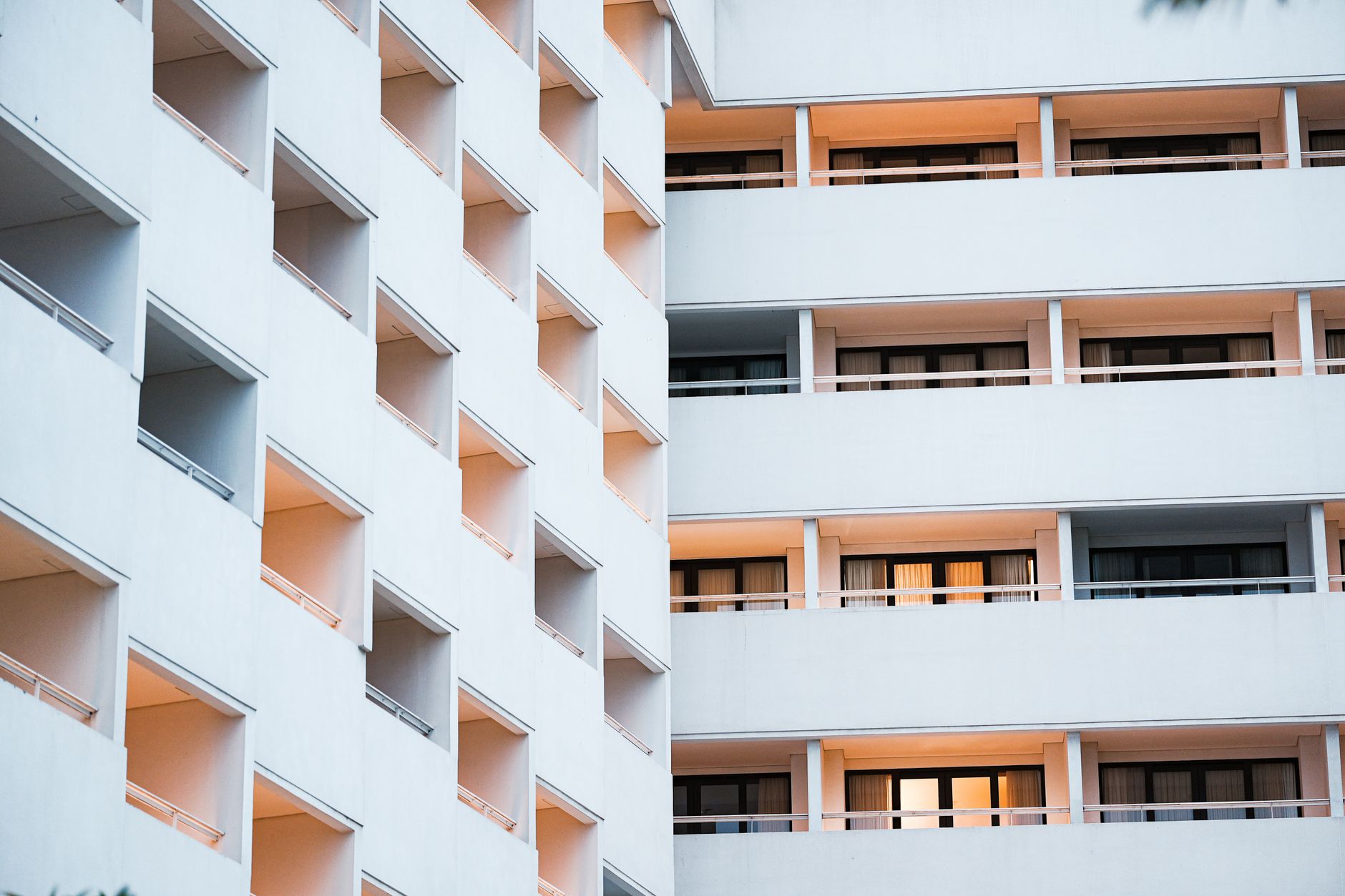 Asbestos Exposure at Cox Medical Centers Meyer Orthopedic and Surgical Hospital — Springfield, Missouri: Former Worker Claims