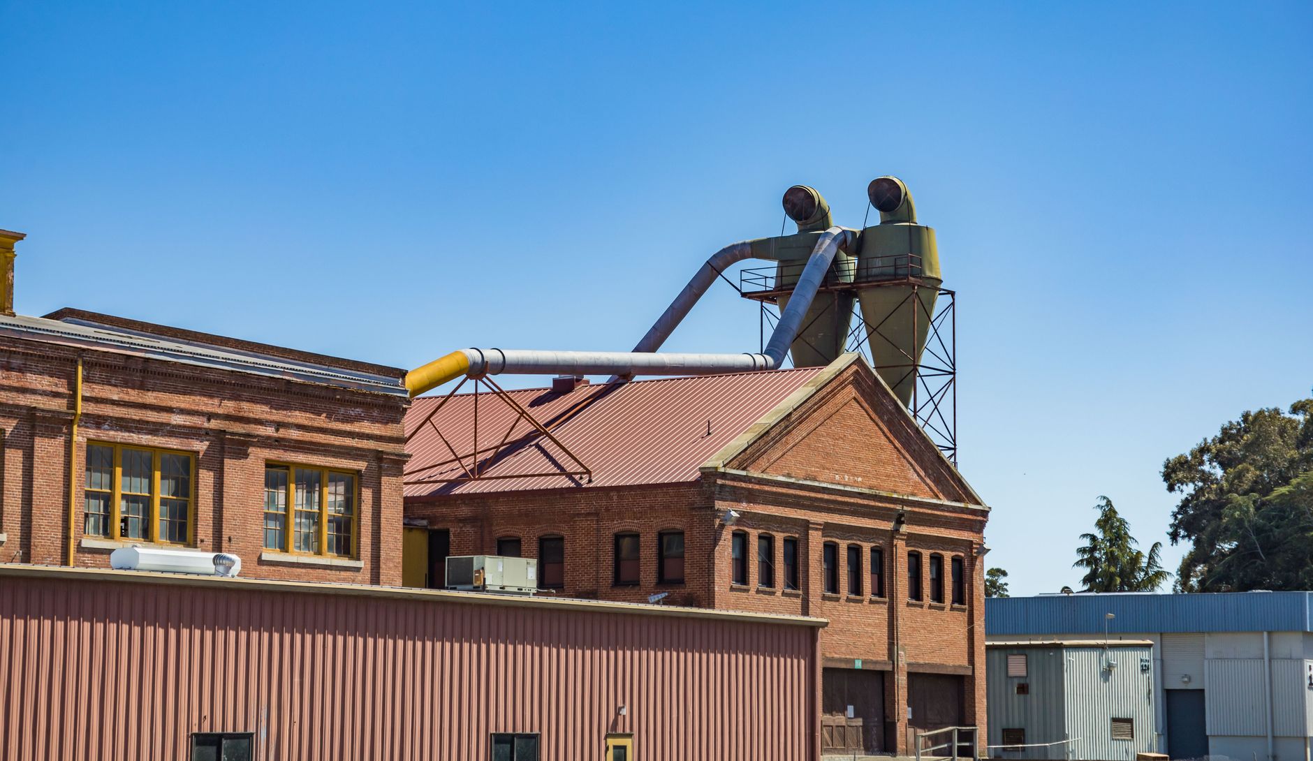 Asbestos Exposure at KCP&L Montrose Generating Station